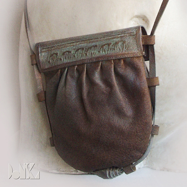 hinds-suede-bag